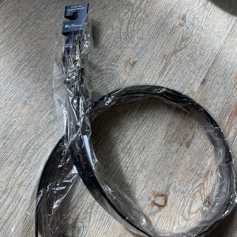 NWT Men’s Reversible Belt